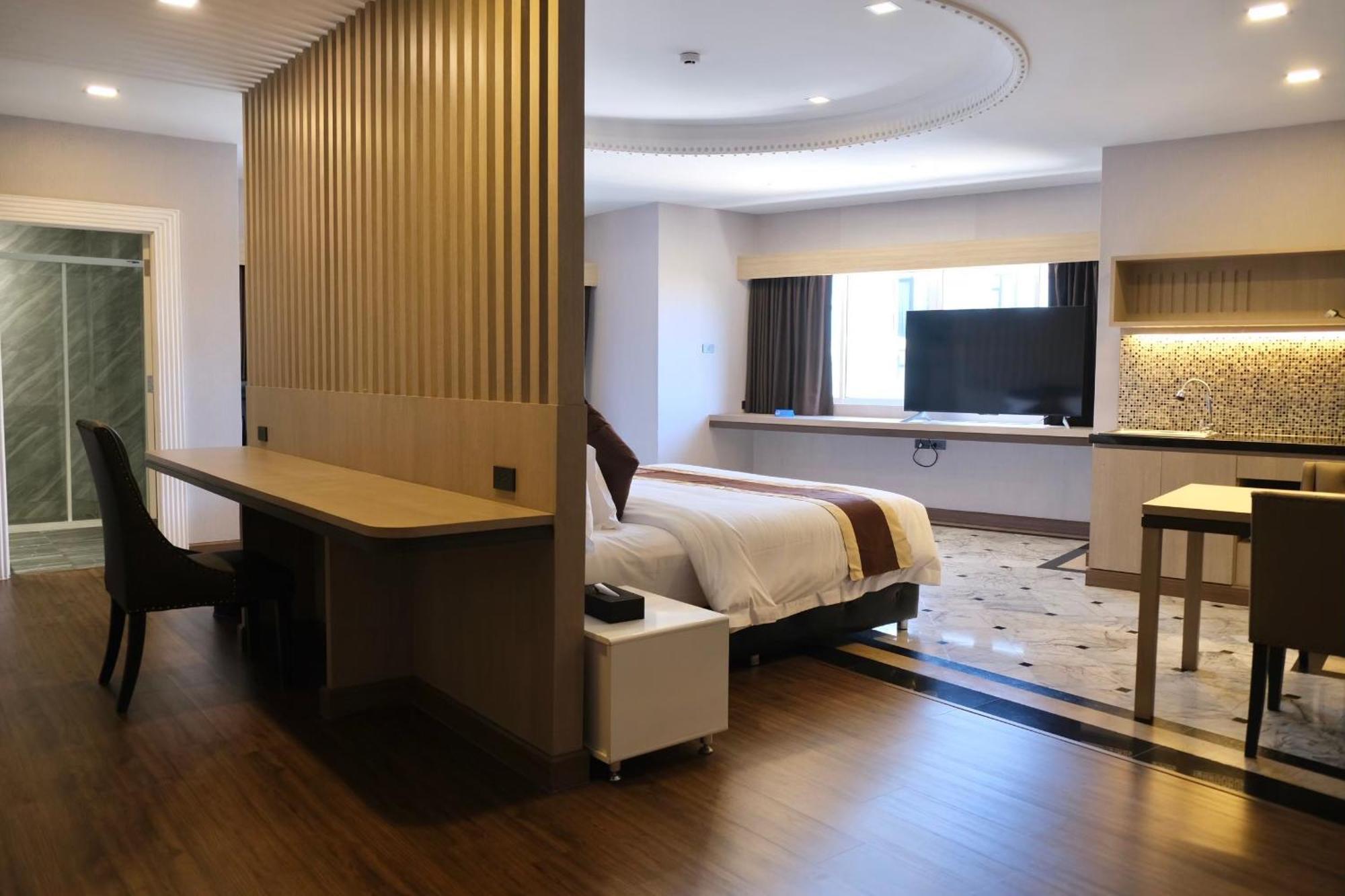 Hotel Ktk Regent 4*